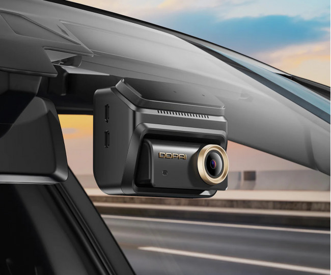 Видеорегистратор DDPAI Z90 Pro